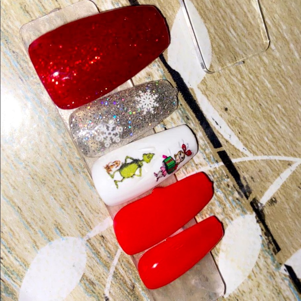 Grinch Christmas Press On Nails